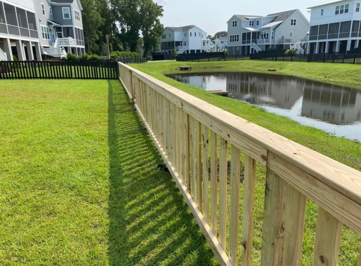 Wood privacy fence in Mt. Pleasant, SC built by Low Country Custom Outdoors